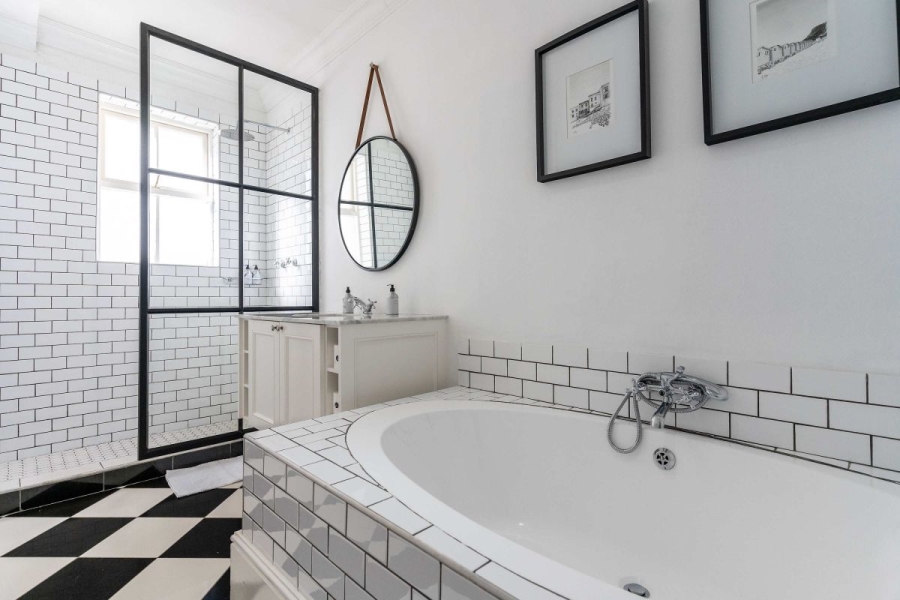 To Let 4 Bedroom Property for Rent in Camps Bay Western Cape